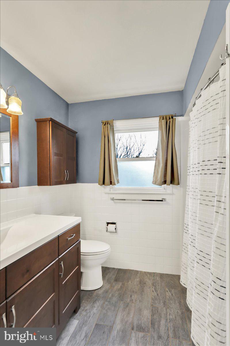 140 Oberlin Ave