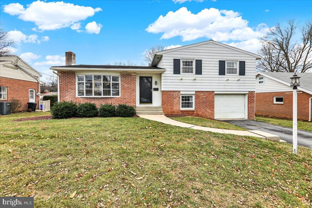140 Oberlin Ave