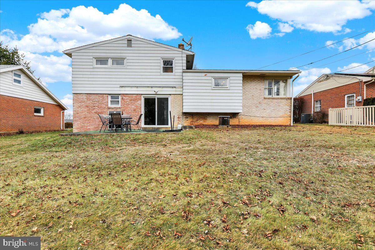 140 Oberlin Ave
