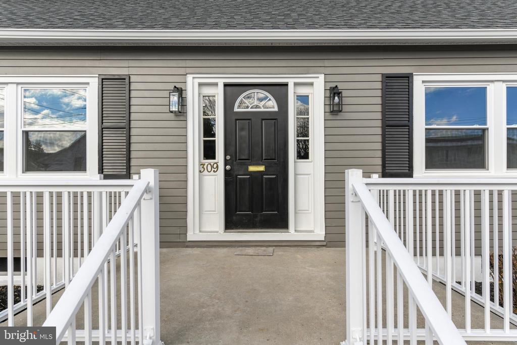 309 Penn St