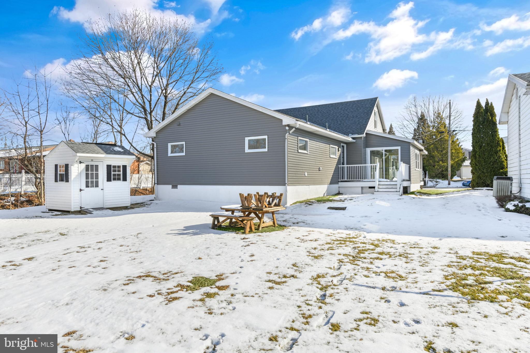 309 Penn St