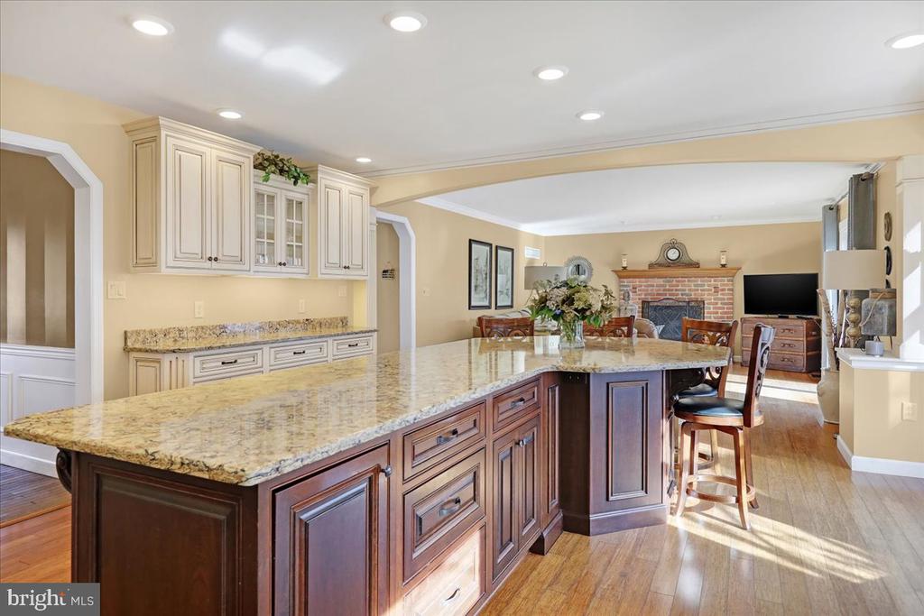 8 Park Place Dr