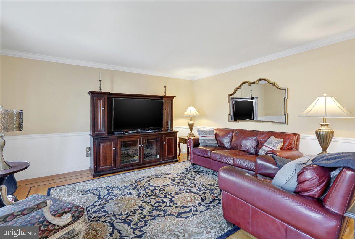 8 Park Place Dr
