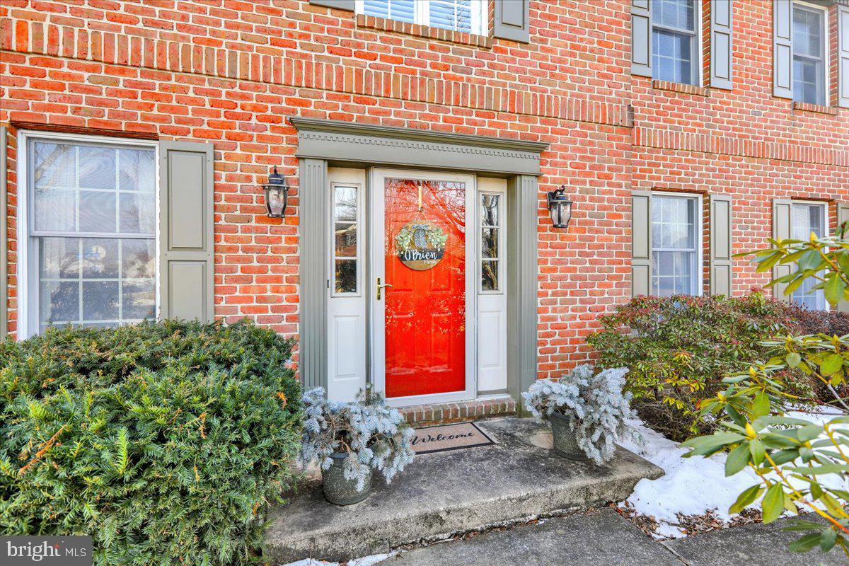 8 Park Place Dr