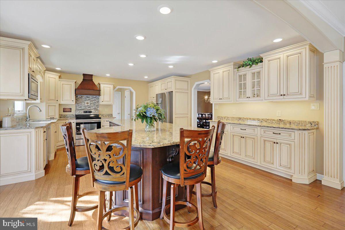 8 Park Place Dr