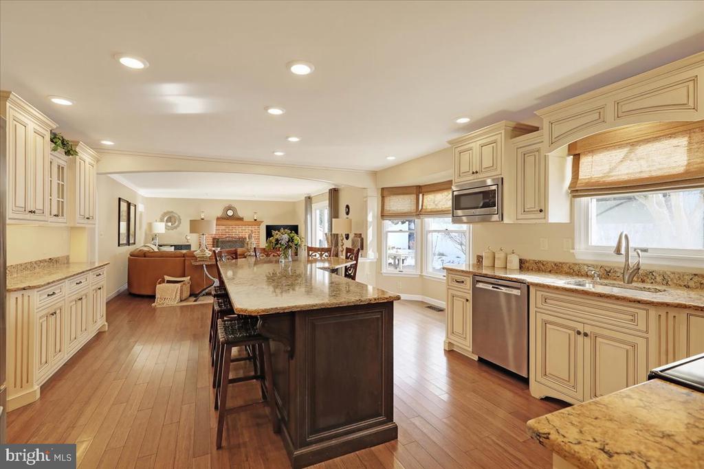8 Park Place Dr