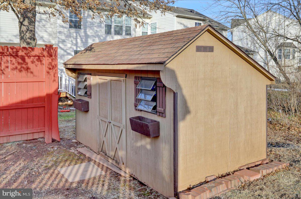 5003 Orchard View Rd