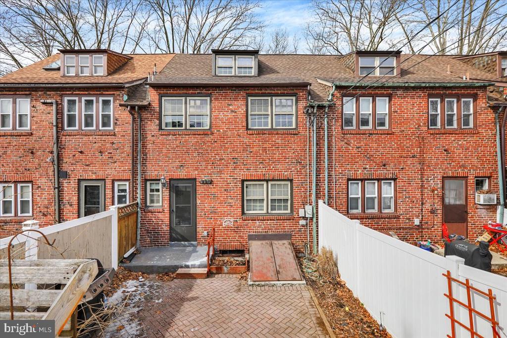 115 Kent Way
