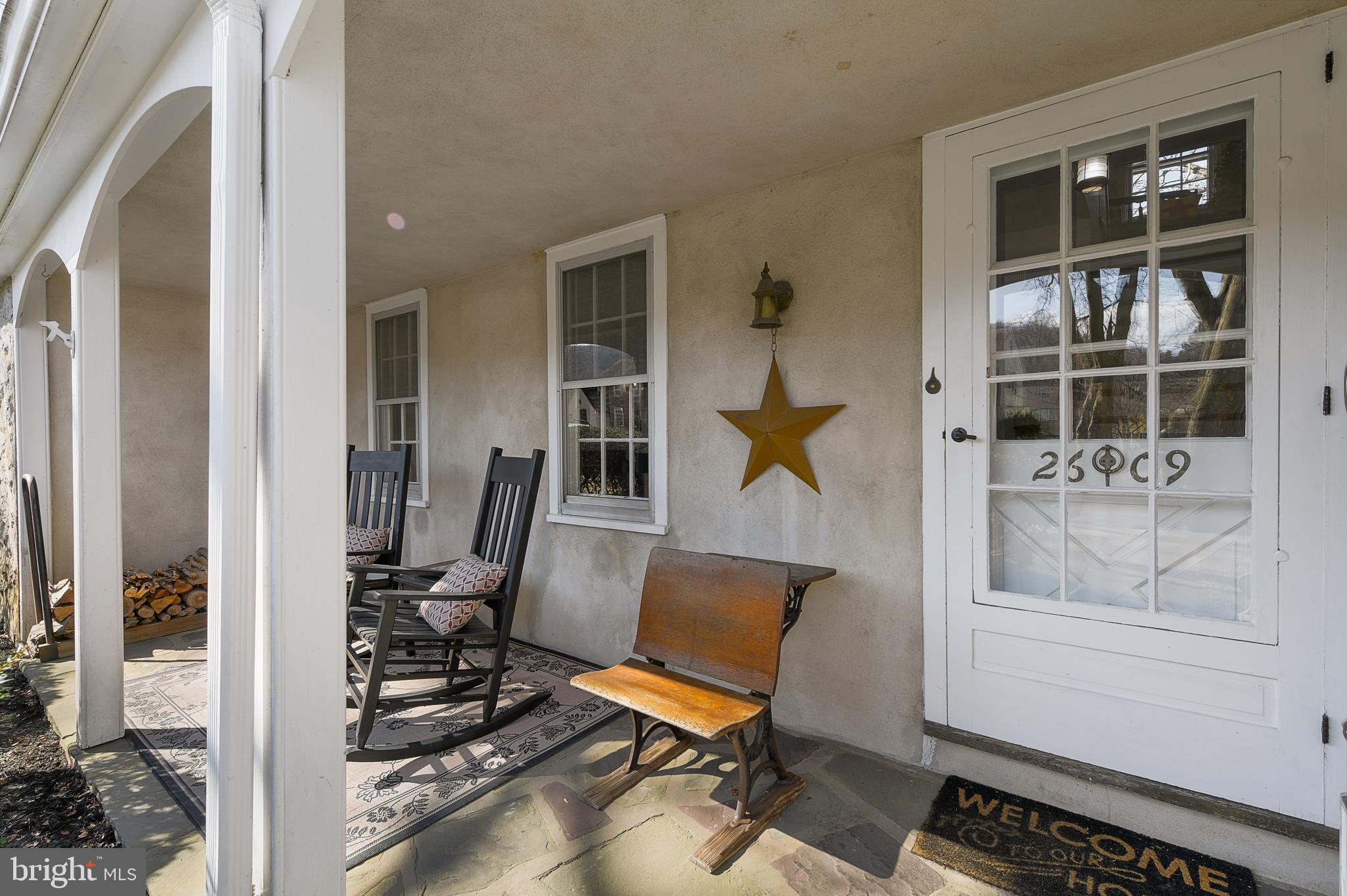 2609 Hollywood Ct