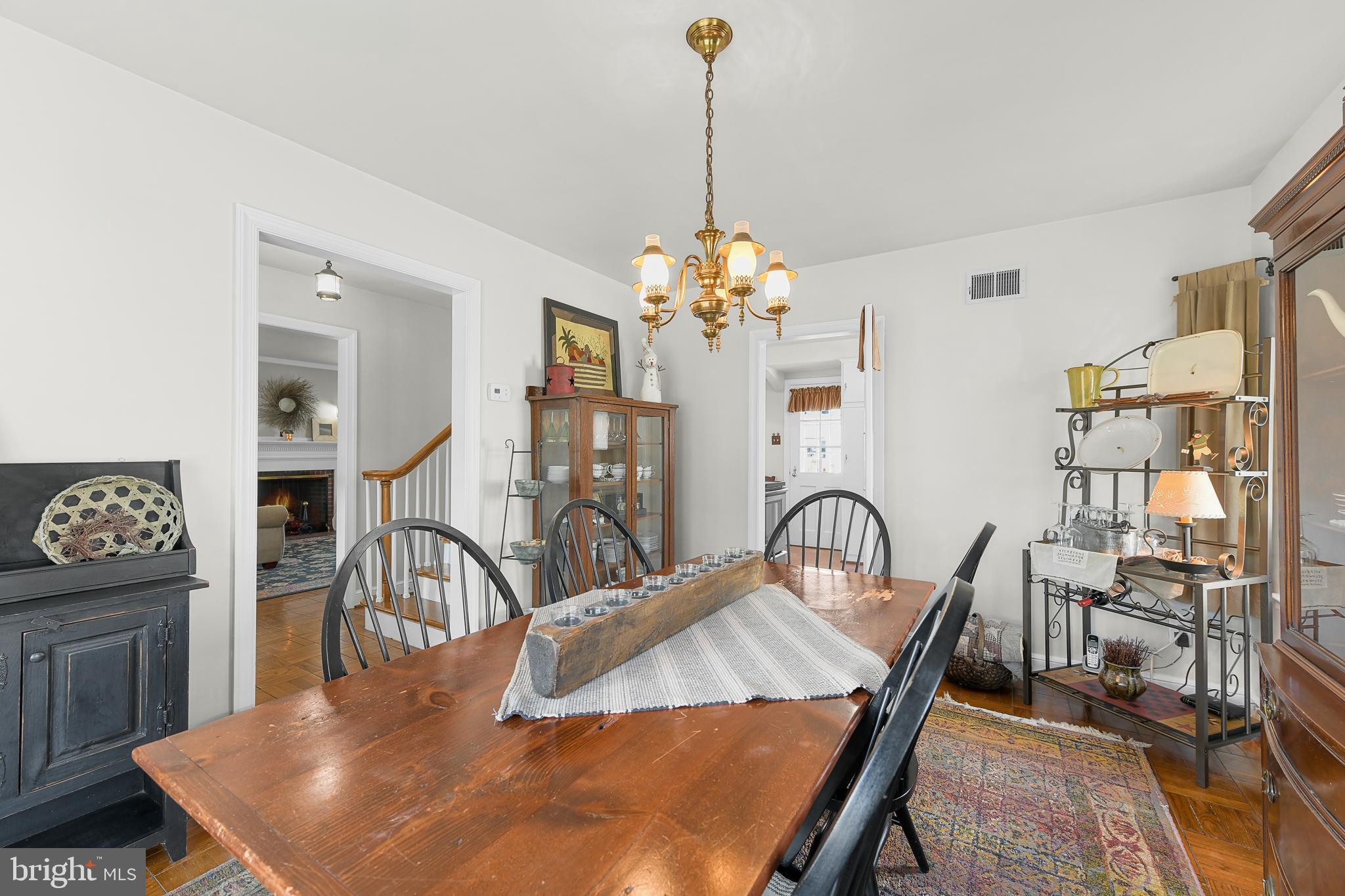 2609 Hollywood Ct