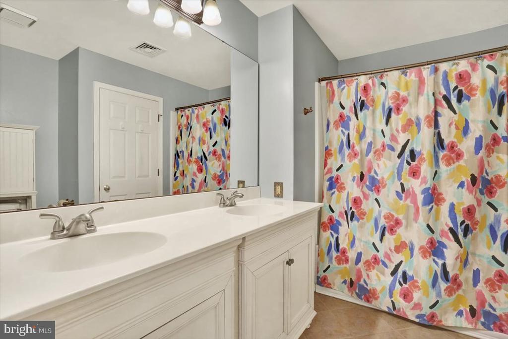 139 Laurel Ct