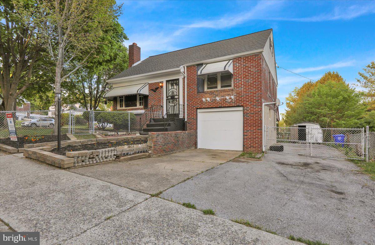111 Newport Ave