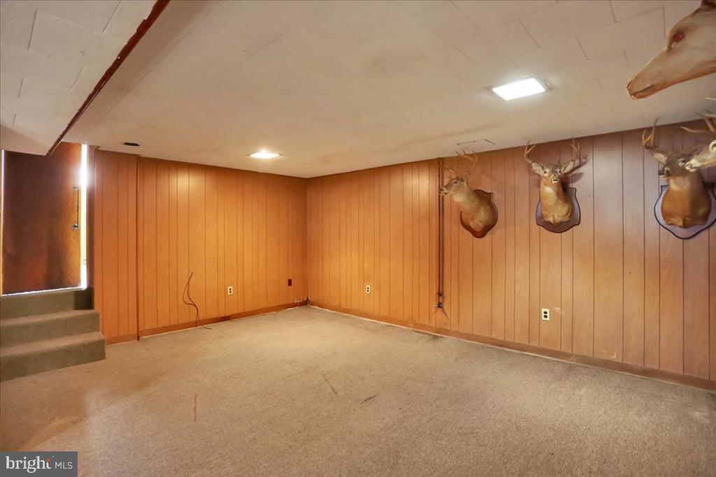 111 Newport Ave