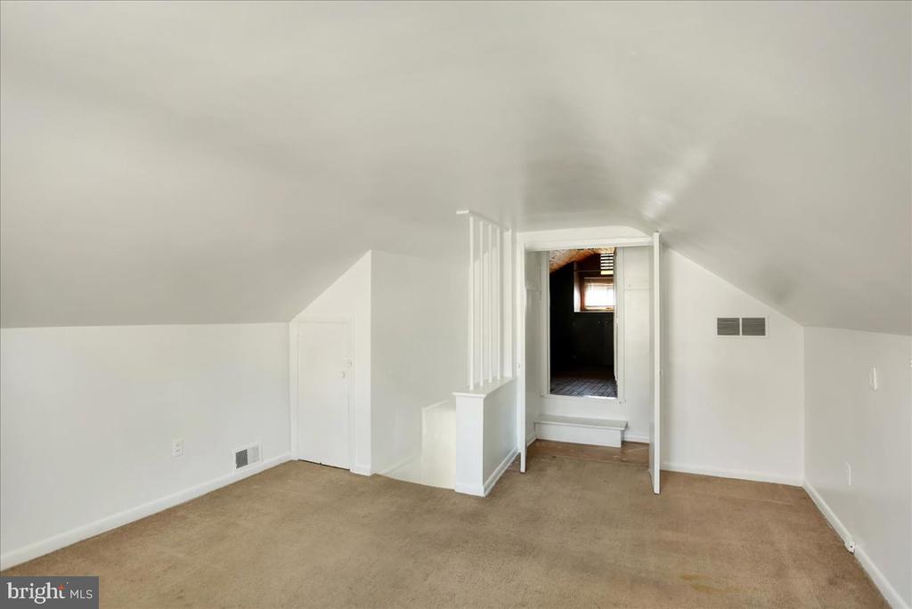 111 Newport Ave