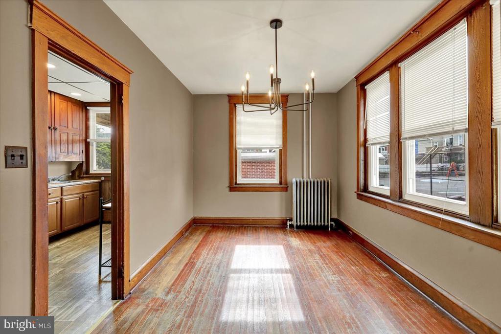 115 5TH AVE