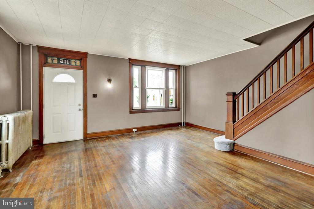 115 5TH AVE