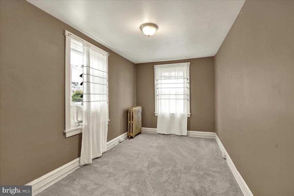 115 5TH AVE