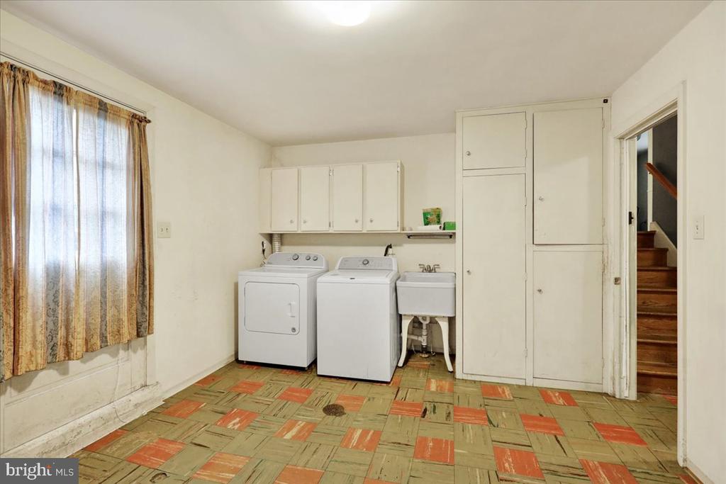 3225 Eisenbrown Rd