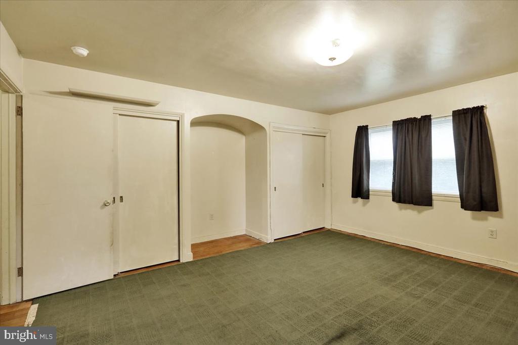 3225 Eisenbrown Rd