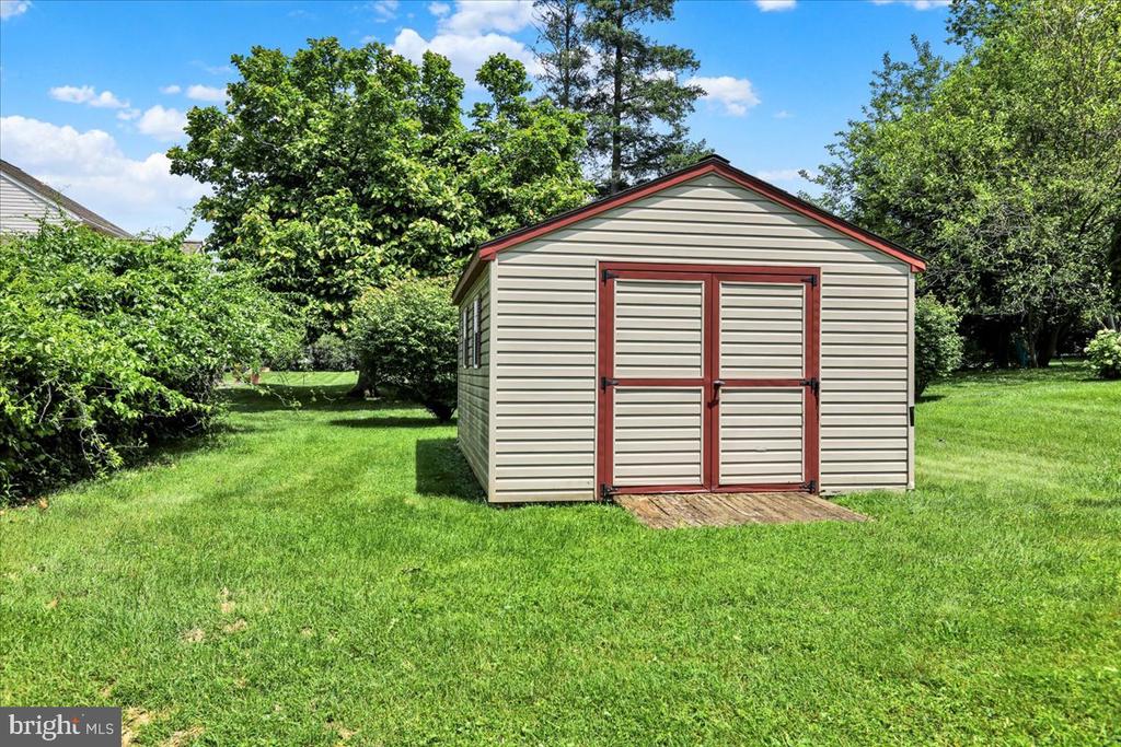 3225 Eisenbrown Rd