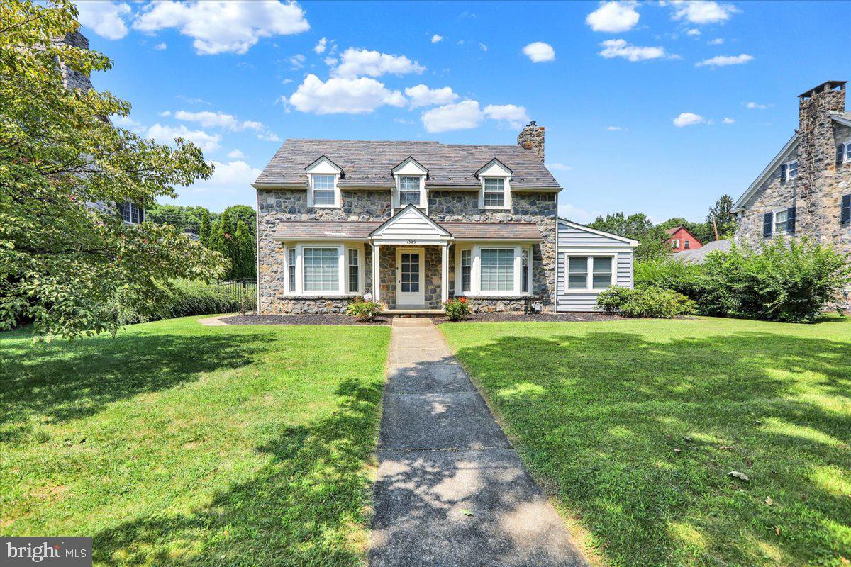 1329 READING BOULEVARD