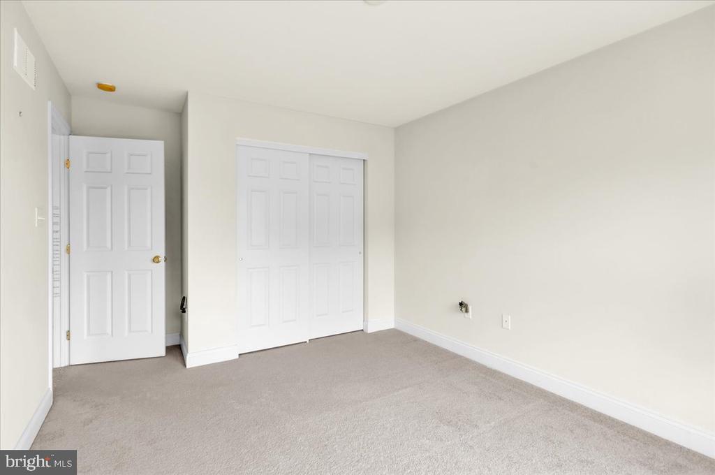 9 COURTNEY REA CIRCLE