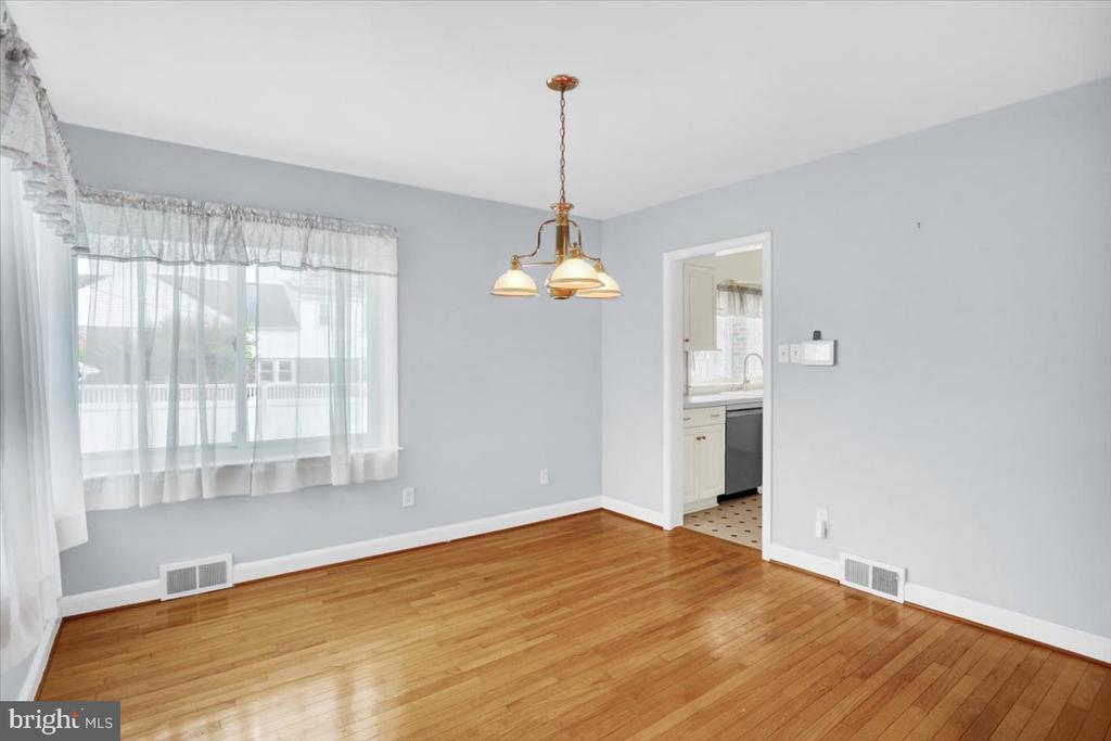 905 N 25TH STREET