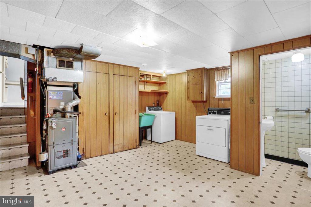 905 N 25TH STREET