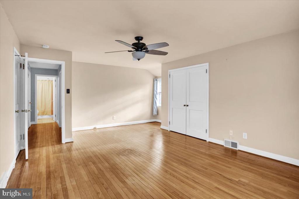 905 N 25TH STREET