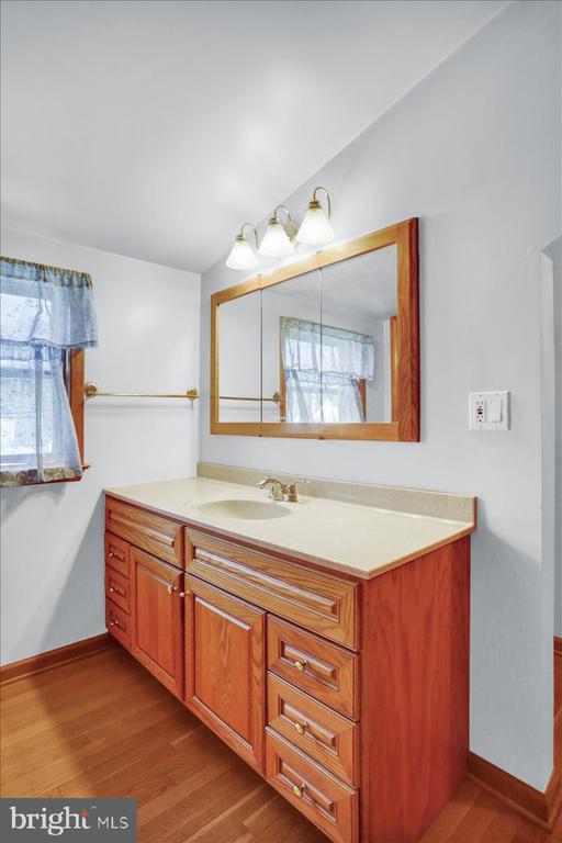 905 N 25TH STREET