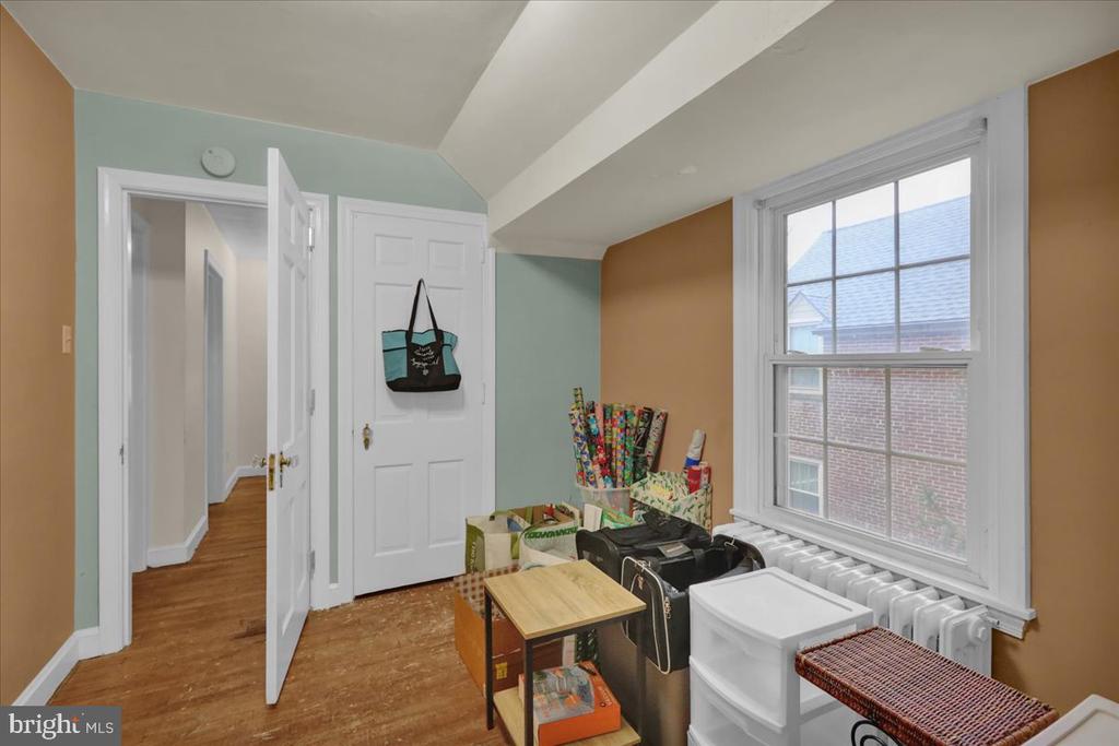 209 ENDLICH AVENUE