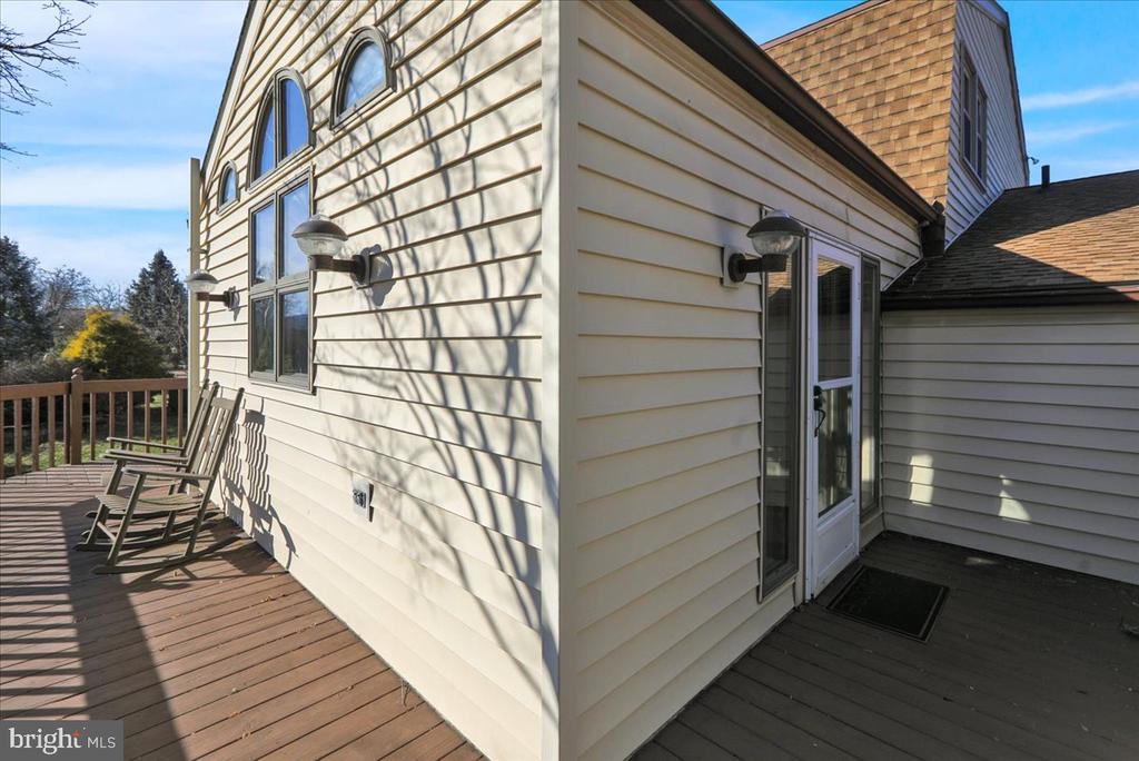 15 COURTLEIGH PLACE