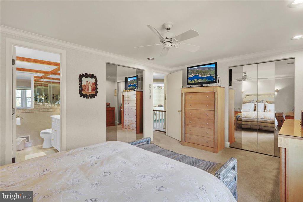 15 COURTLEIGH PLACE
