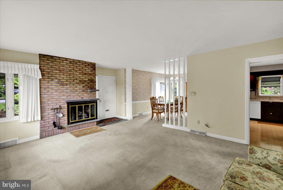 328 WHEATLAND AVENUE