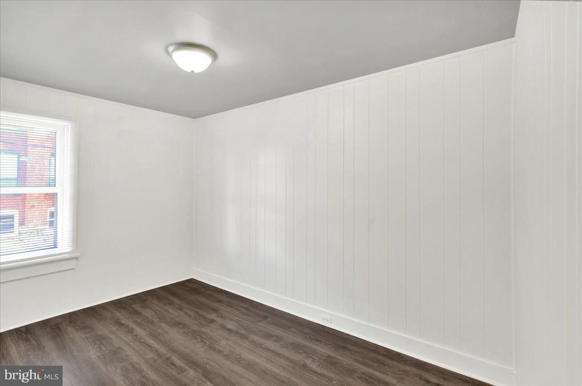 1348 MUHLENBERG STREET