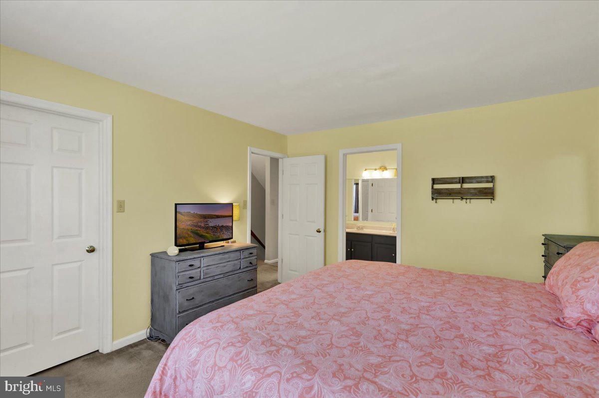 3 ASHFIELD COURT