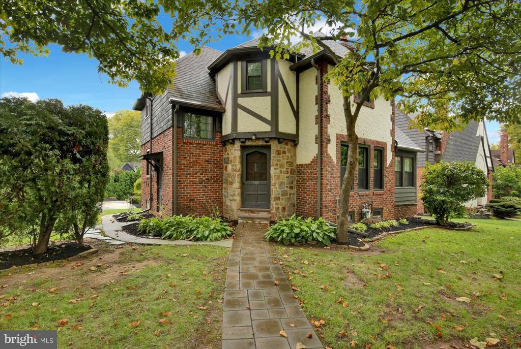 501 SUNSET ROAD