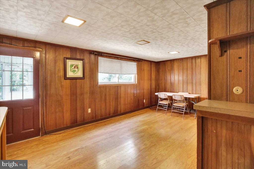 2001 RESERVOIR ROAD