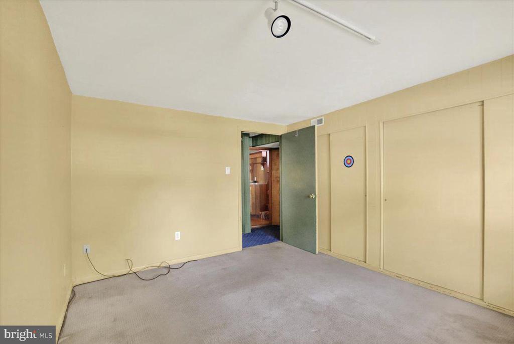 2001 RESERVOIR ROAD
