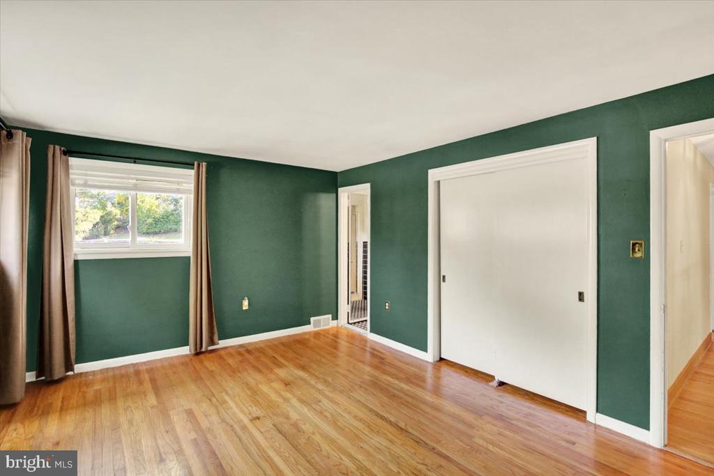 2001 RESERVOIR ROAD