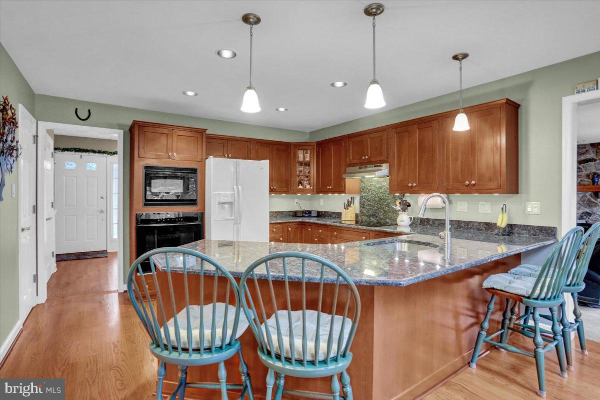 111 Barton Dr