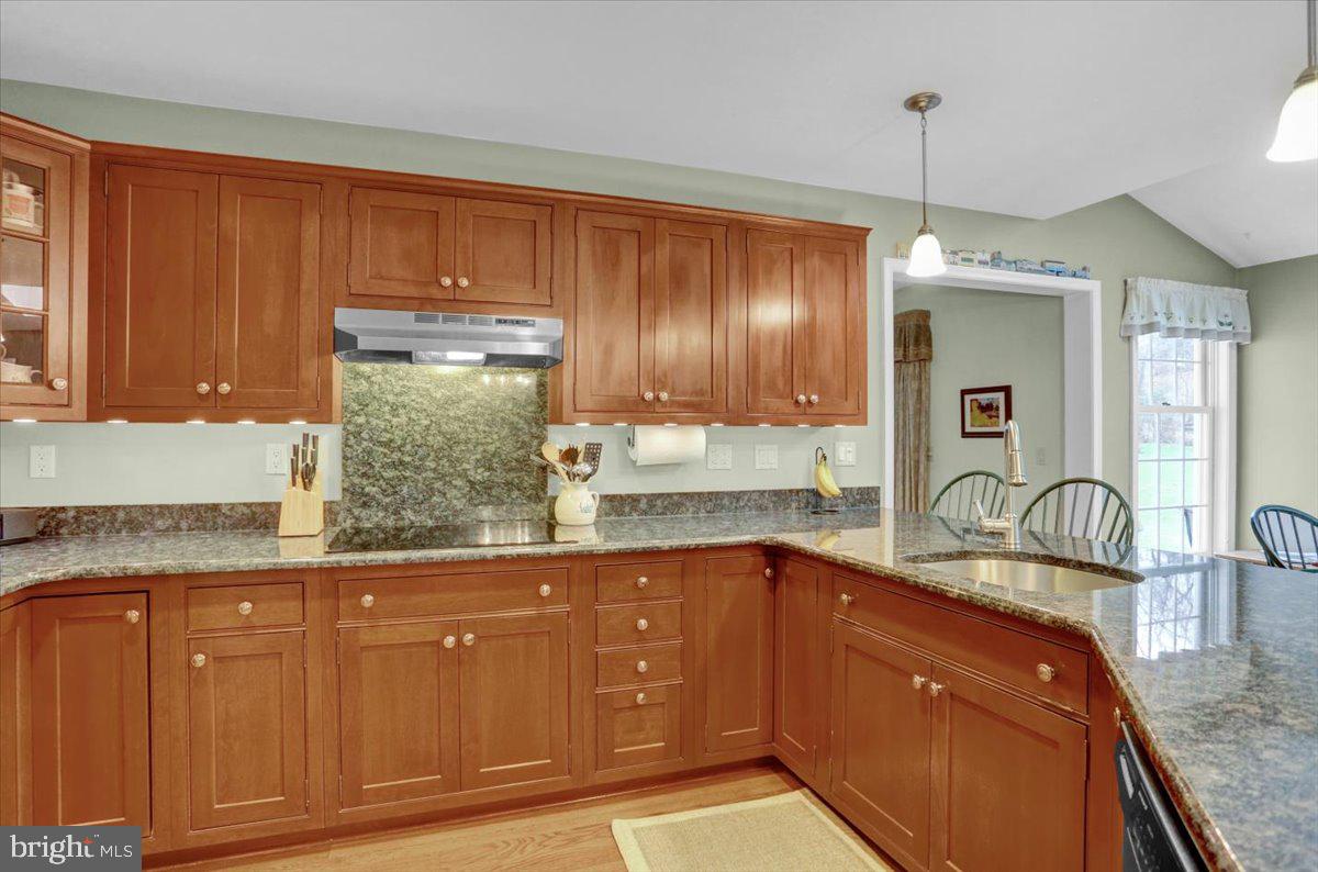 111 Barton Dr