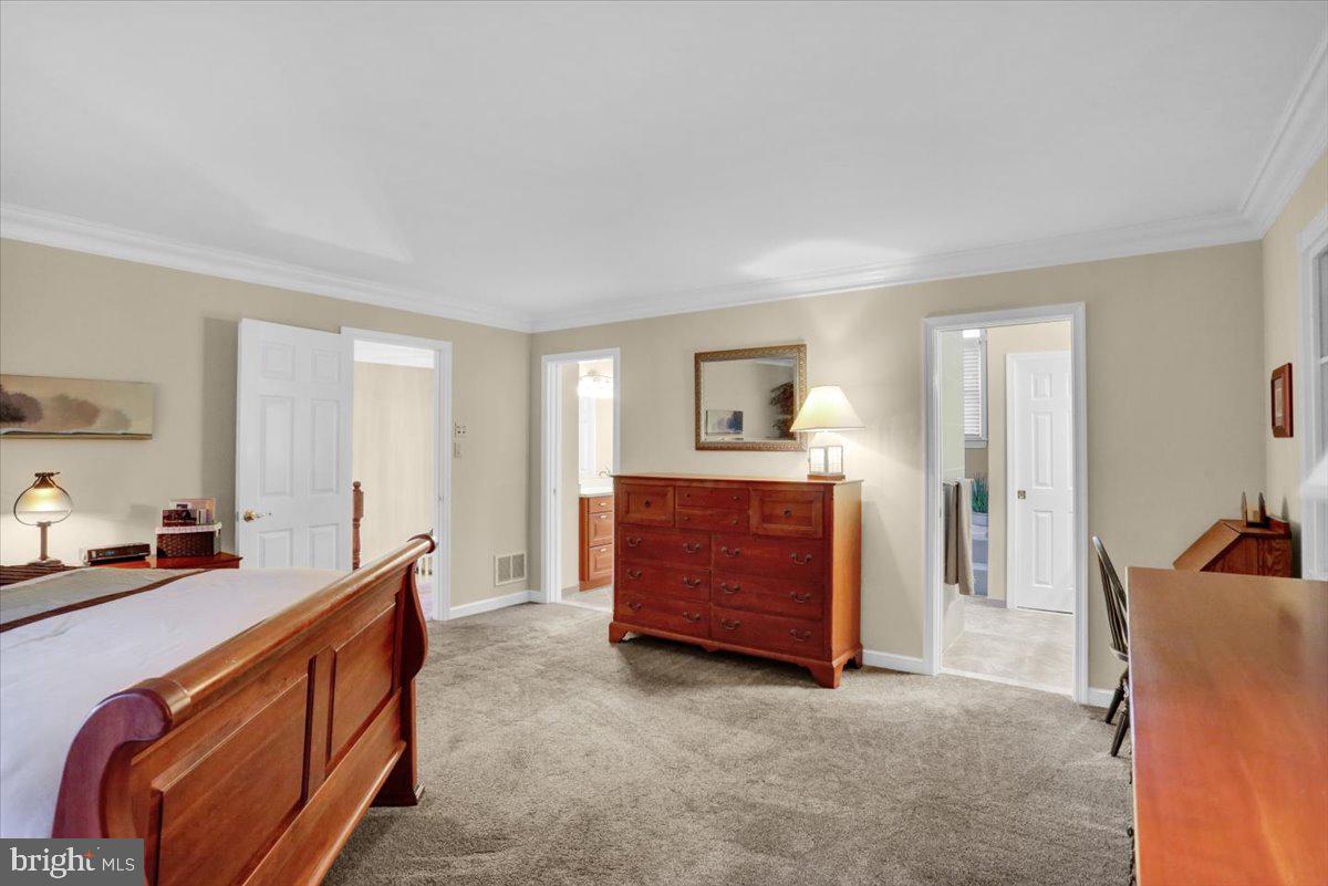 111 Barton Dr
