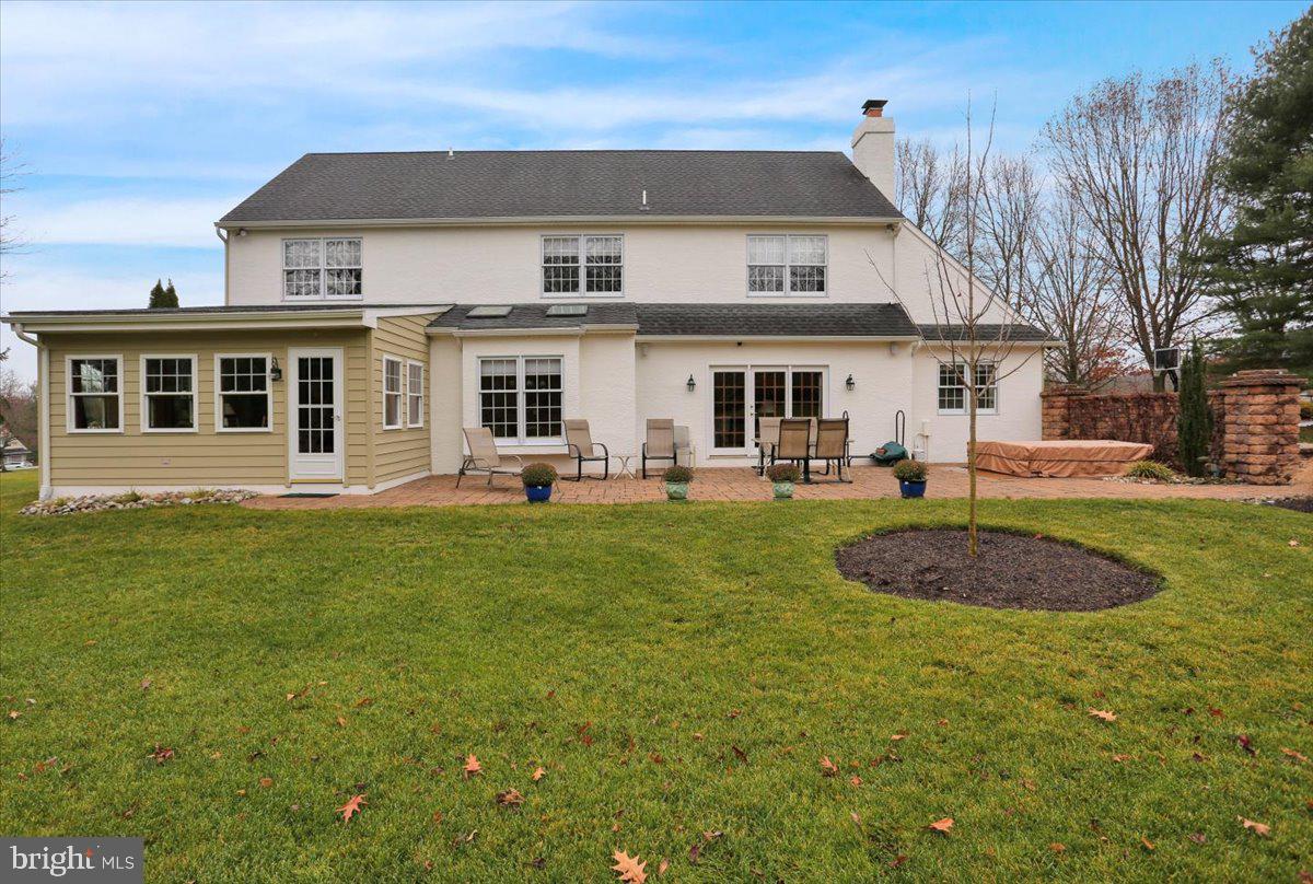 111 Barton Dr