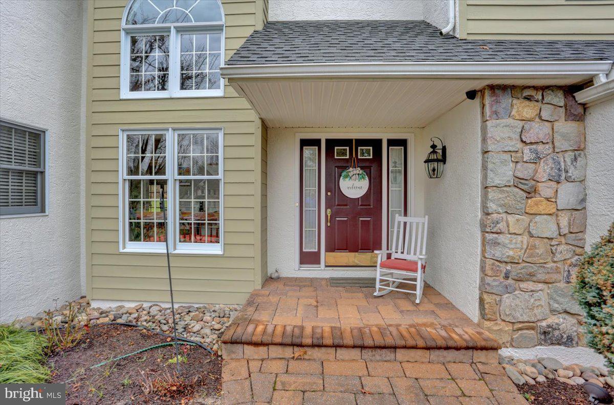 111 Barton Dr