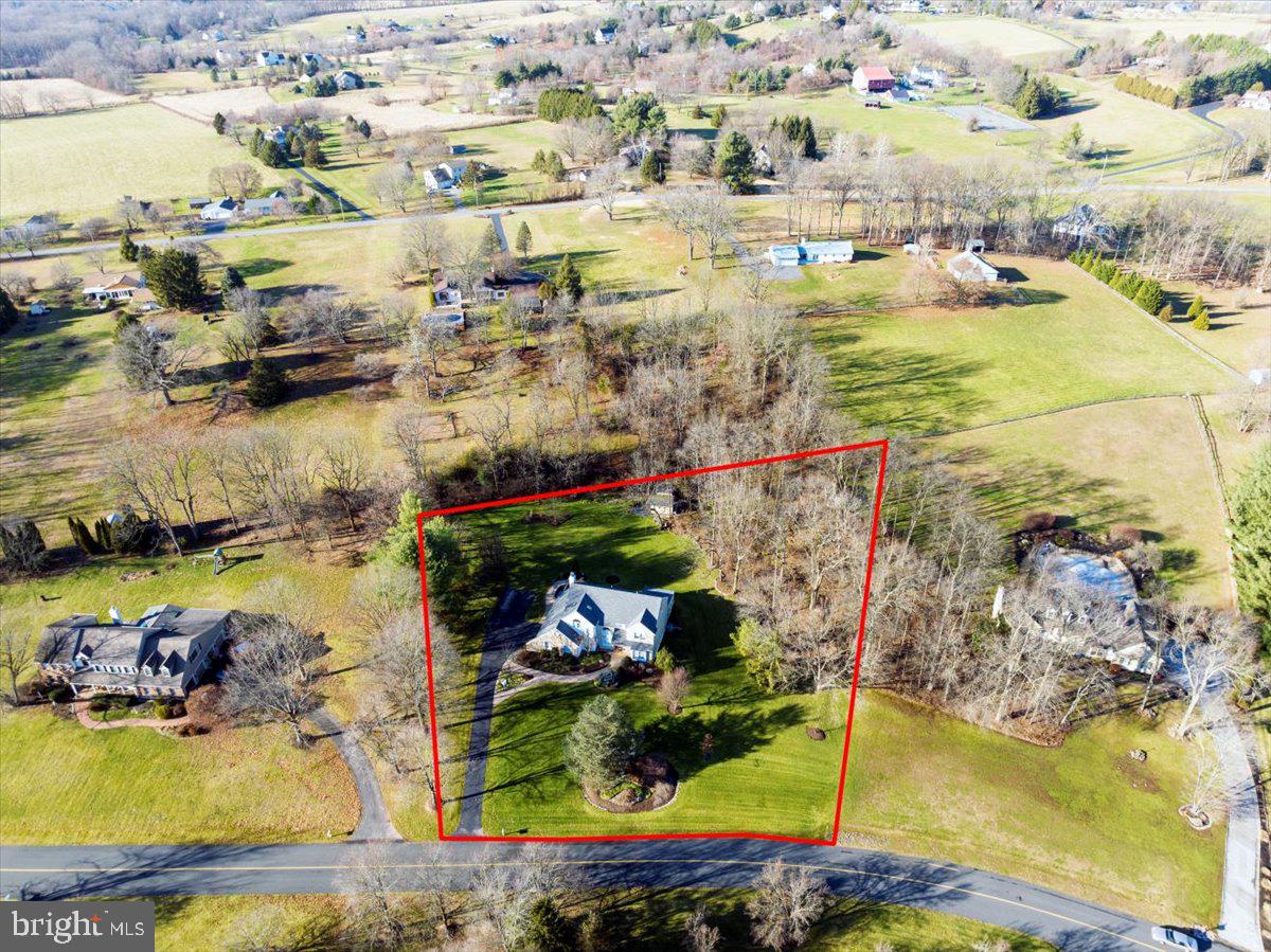 111 Barton Dr