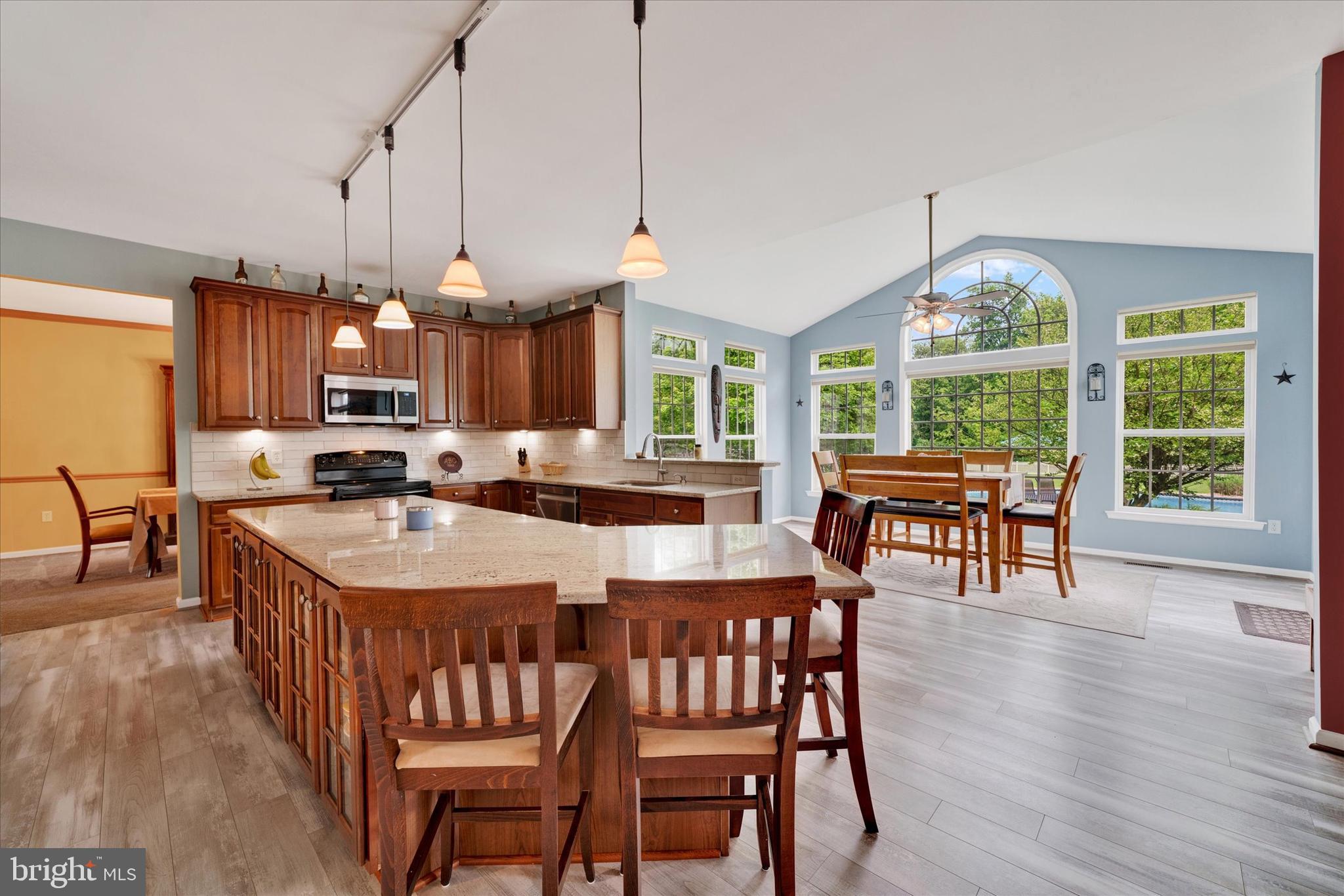 1167 S Sanatoga Rd