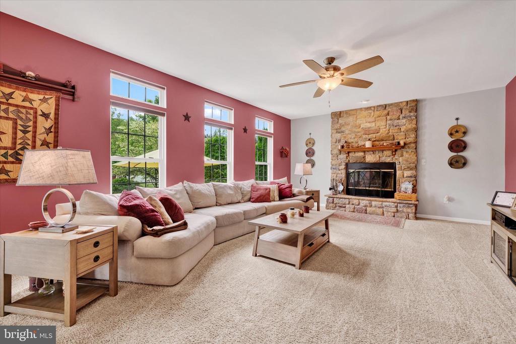 1167 S Sanatoga Rd