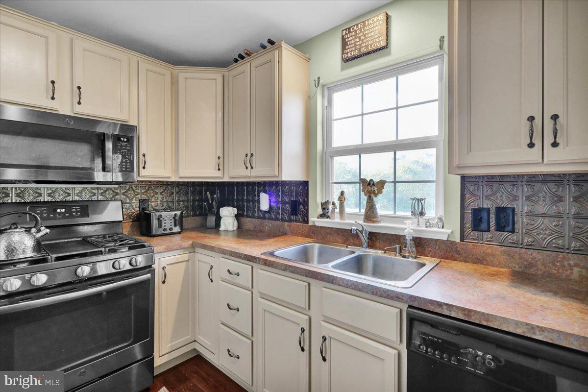 117 IRONWOOD COURT