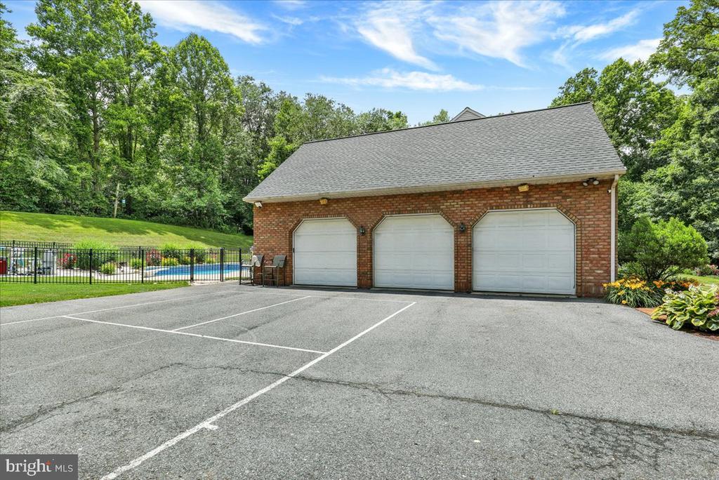415 GREENVILLE ROAD